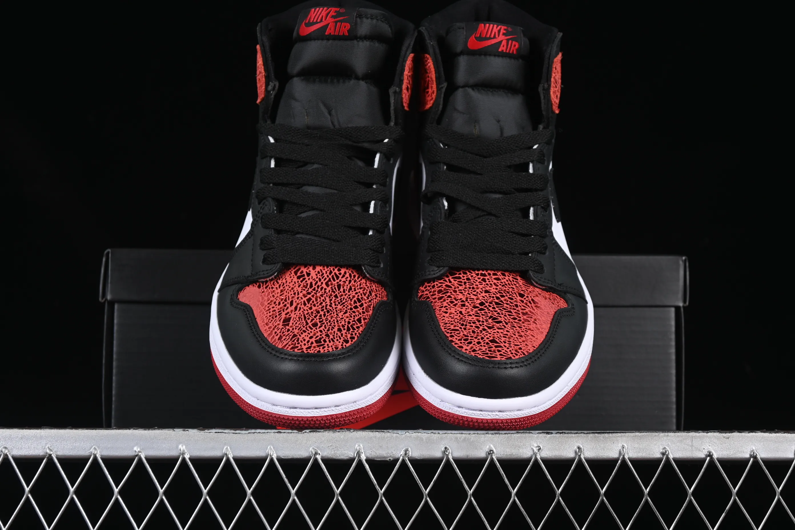 All categories Air Jordan Jordan series basketball shoes Air Jordan 1 High Air Jordan 1 High OG "Ruby" AJ1 Joe 1 Ruby high-top basketball shoes FD2596-602